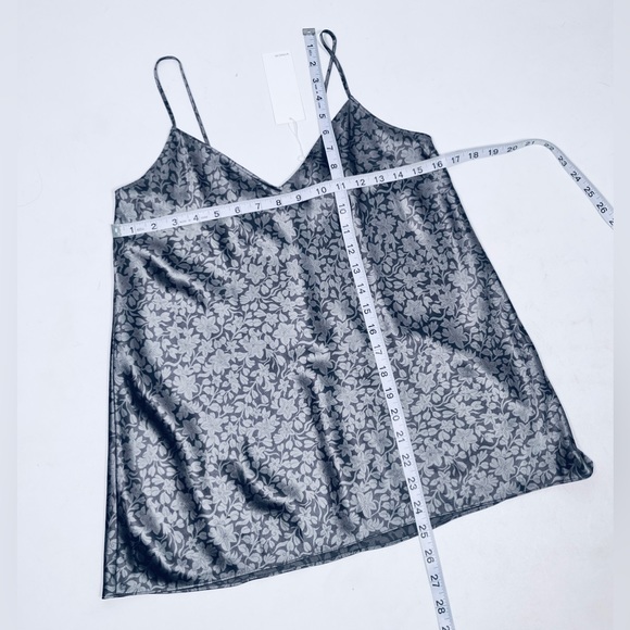 NEW! VINCE silk camisole top S - Picture 7 of 9